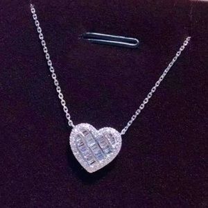 New Sterling Silver Sim Diamonds Hear Necklace